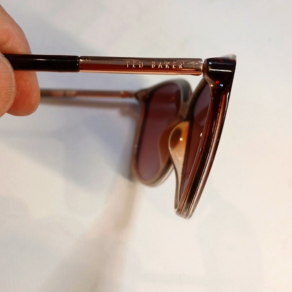 TED BAKER RAY OF SUNSHINE SUNGLASSES EUC - Picture 3 of 8